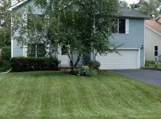 5314 Greenview Rd, Oakwood Hills, IL 60013