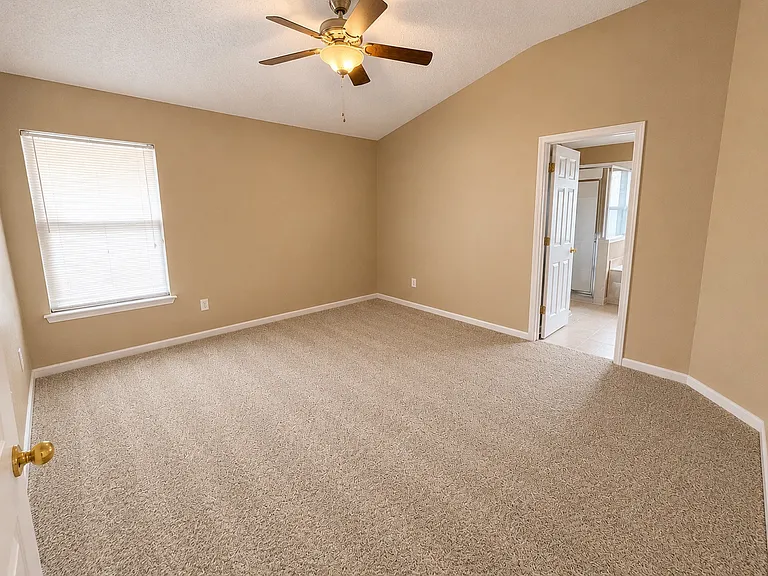 1769 Forest Creek Dr — Photo 10