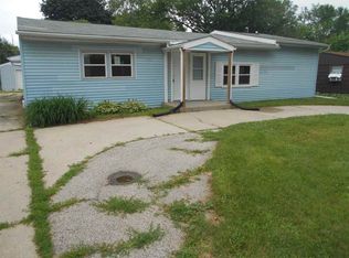 7509 Cadet Rd, Machesney Park, IL 61115