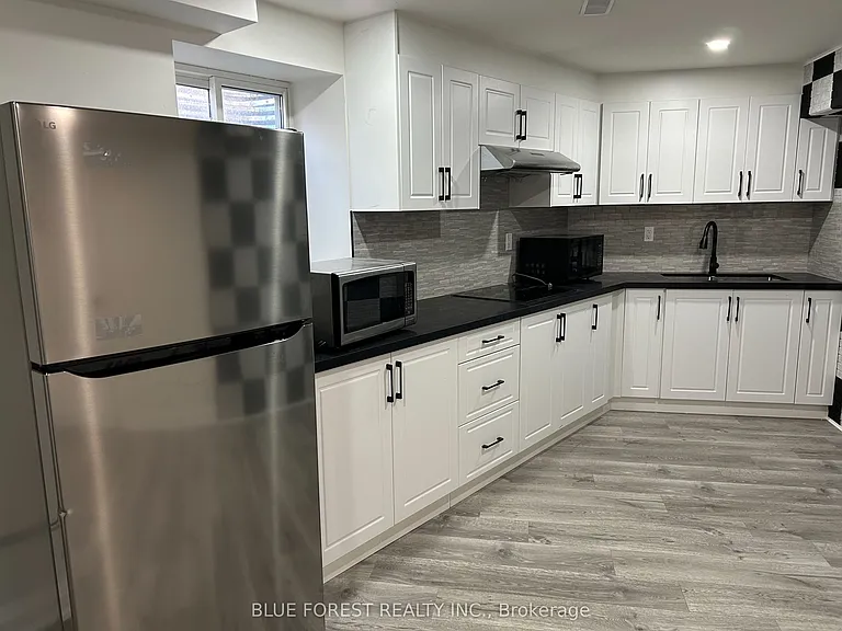 167 Forfar Ave #B — Photo 4