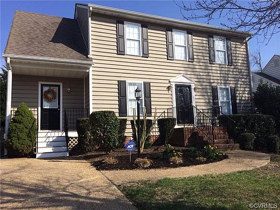 3rd image of 11736 Park Forest Ct