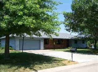 3538 NW 45th Pl, Topeka, KS 66618