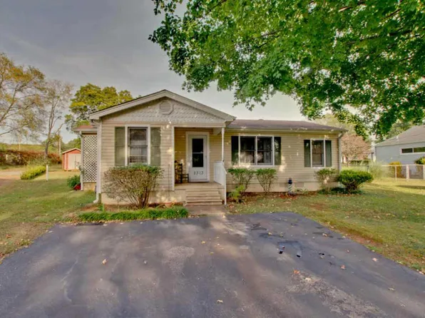 2313 Lee High Dr NE, Huntsville, AL 35811