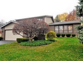 1108 S Salem Ln, Arlington Heights, IL 60005