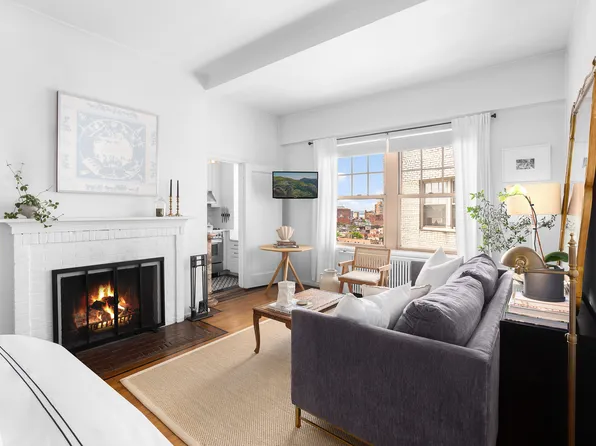 2 Horatio Street image 1 of 9