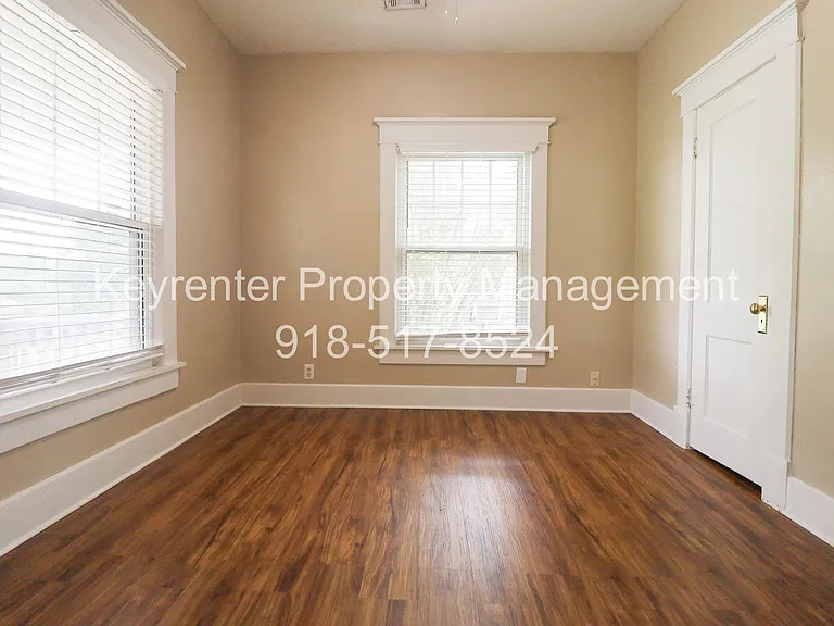 412 N McKinley Ave — Photo 6