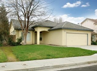 1920 Menlo Ave, Clovis, CA 93611