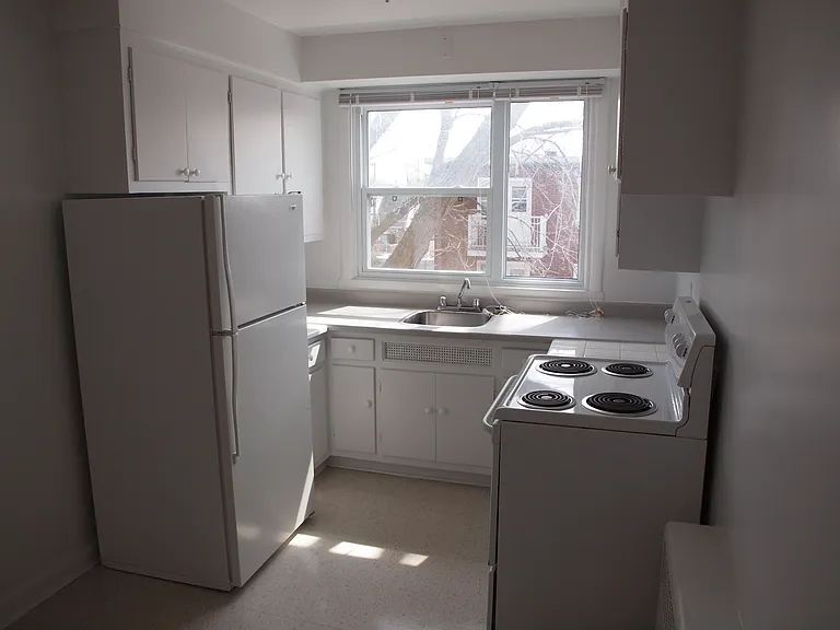 358 McArthur Ave — Photo 45
