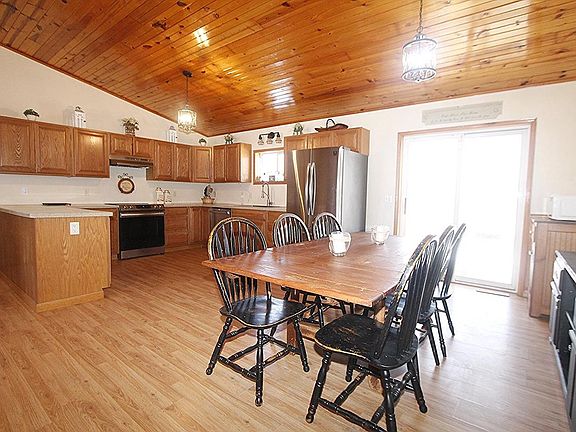 5th image of 70 Timber Trail