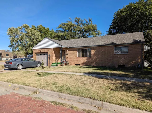 200 Muse St, Newton, KS 67114