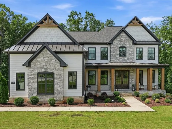 13390 Bishops Ct, Roswell, GA 30075