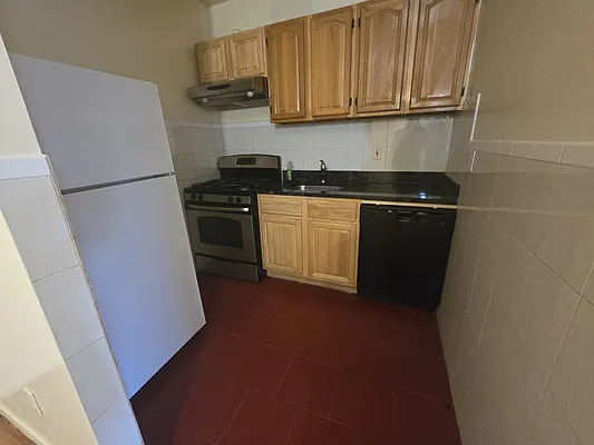 Rented by Duradox Management LLC | media 18