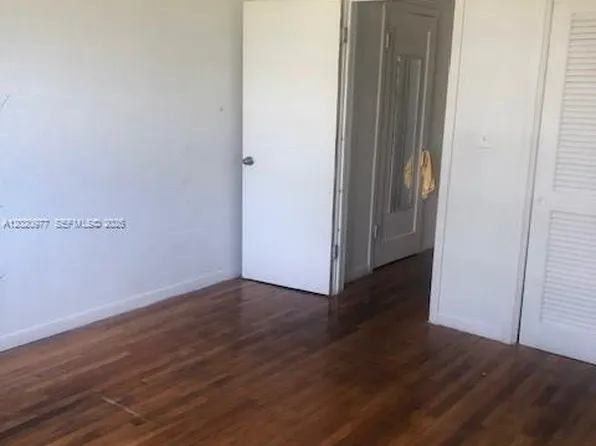 1016 Biarritz Dr APT 1, Miami Beach, FL 33141
