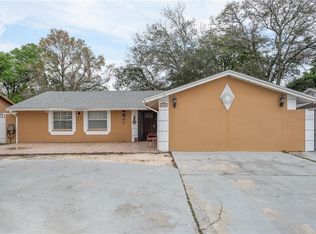 6823 Eden Ln, Tampa, FL 33634