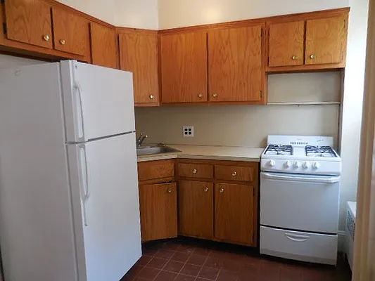 Rented by Aimee Grodanz, LREB | media 22