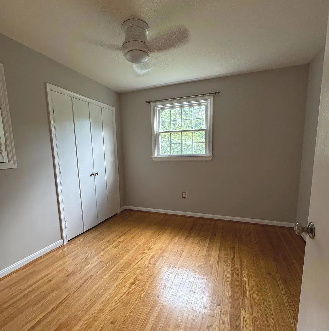 5 bed, 3.0 bath, 3400 sqft, $3,750 — Photo 4