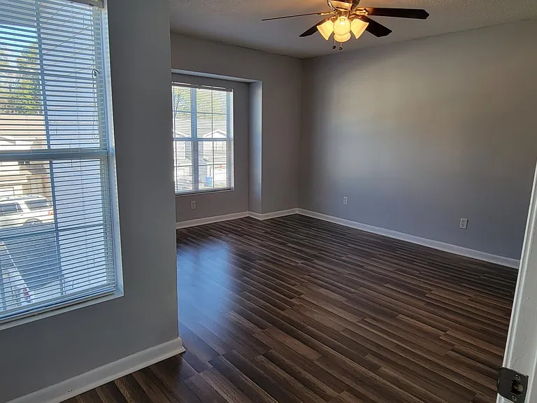 440 Sandy Oak Dr — Photo 5