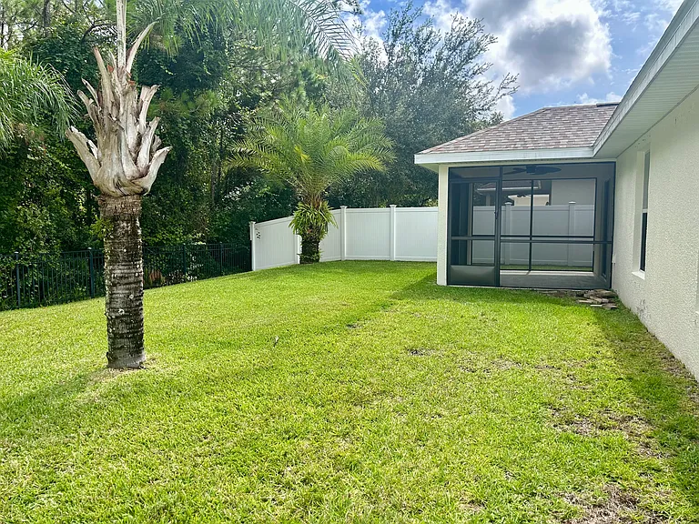 43 Pergola Pl — Photo 12