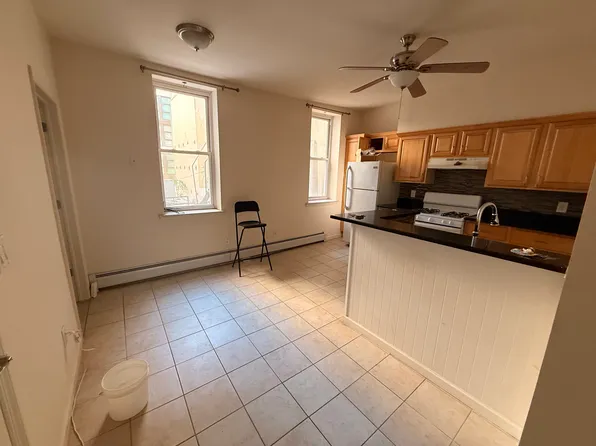 41 Montgomery St #2, Jersey City, NJ 07302