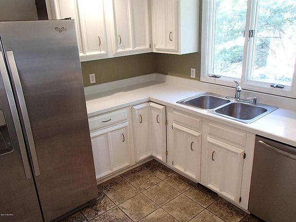 5th image of 7649 Hampton Oaks Dr
