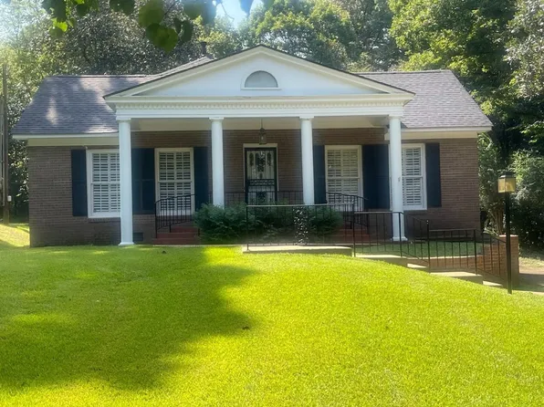 335 E Jefferson St, Kosciusko, MS 39090