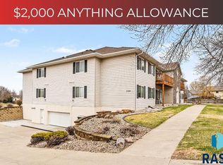 3300 W Miles Pl APT 202, Sioux Falls, SD 57108