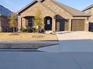 8333 Spruce Meadows Dr, Fort Worth, TX 76244