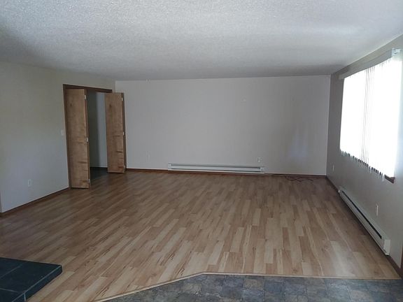 3rd image of 2739 Wilderness Dr SE