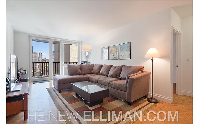 Rented by Douglas Elliman | media 13