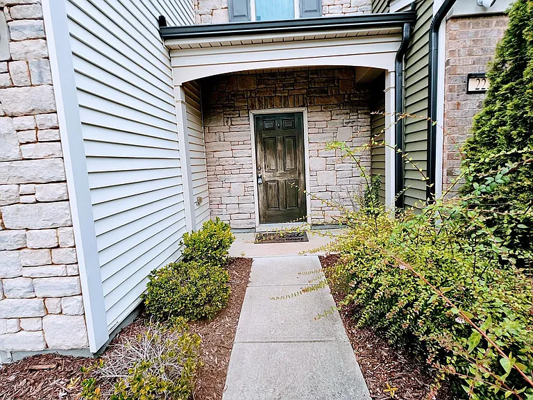 221 Olivet Loop #1 — Photo 3