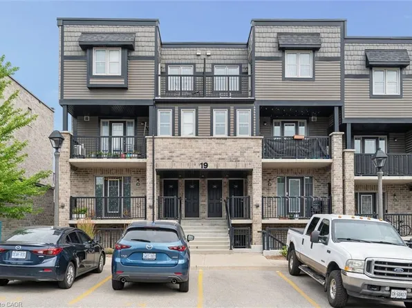 1989 Ottawa St S #19D, Kitchener, ON N2E 0G7