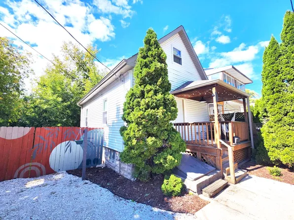 2469 North Newhall LANE, Milwaukee, WI 53211