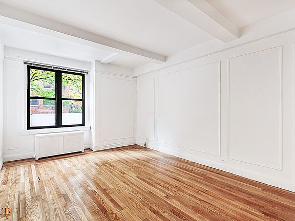 2nd image of 321 E 54th St APT 2A