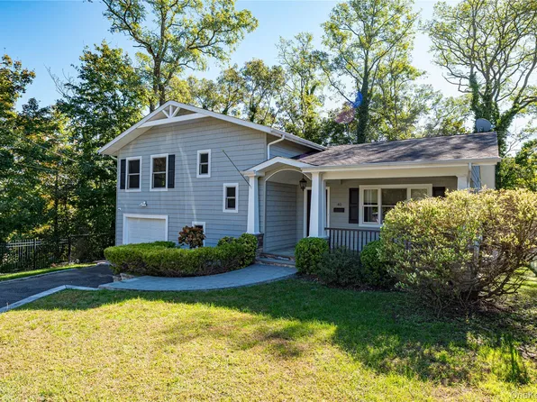 40 Edgar Court, Huntington, NY 11743