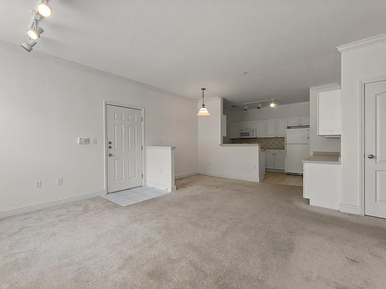 1922 Parkside Village Dr #1922 — Photo 5
