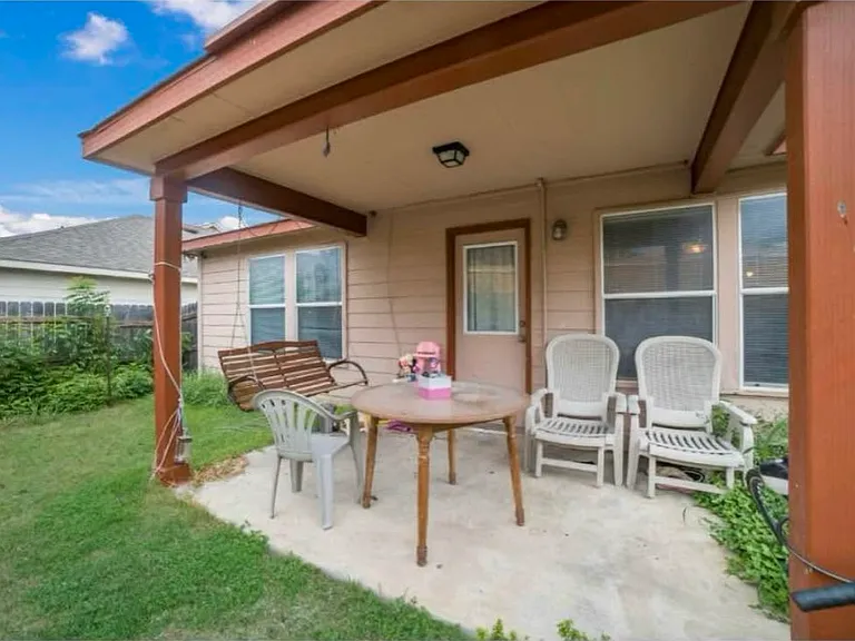 5906 Valparaiso Way — Photo 8