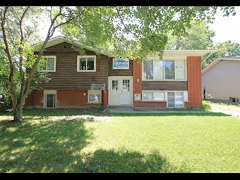 65 Cardill Cres #A
