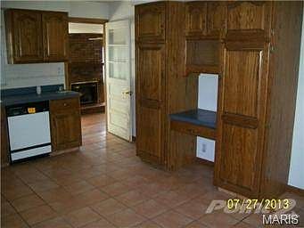 5th image of 311 Bryan St