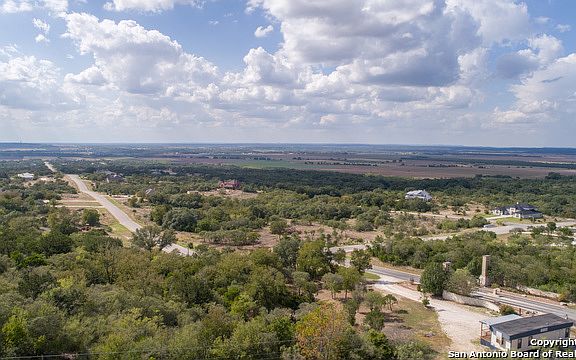 2nd image of 1078 County Road 375
