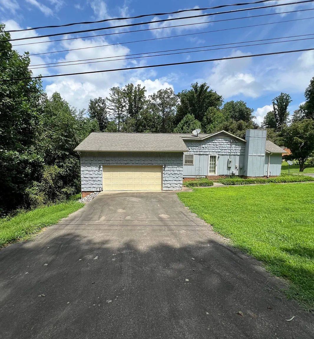 1521 Cedar Lane - 1 — Photo 2