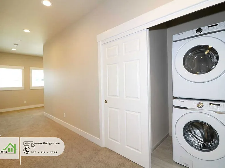6677 Bandito Dr — Photo 22