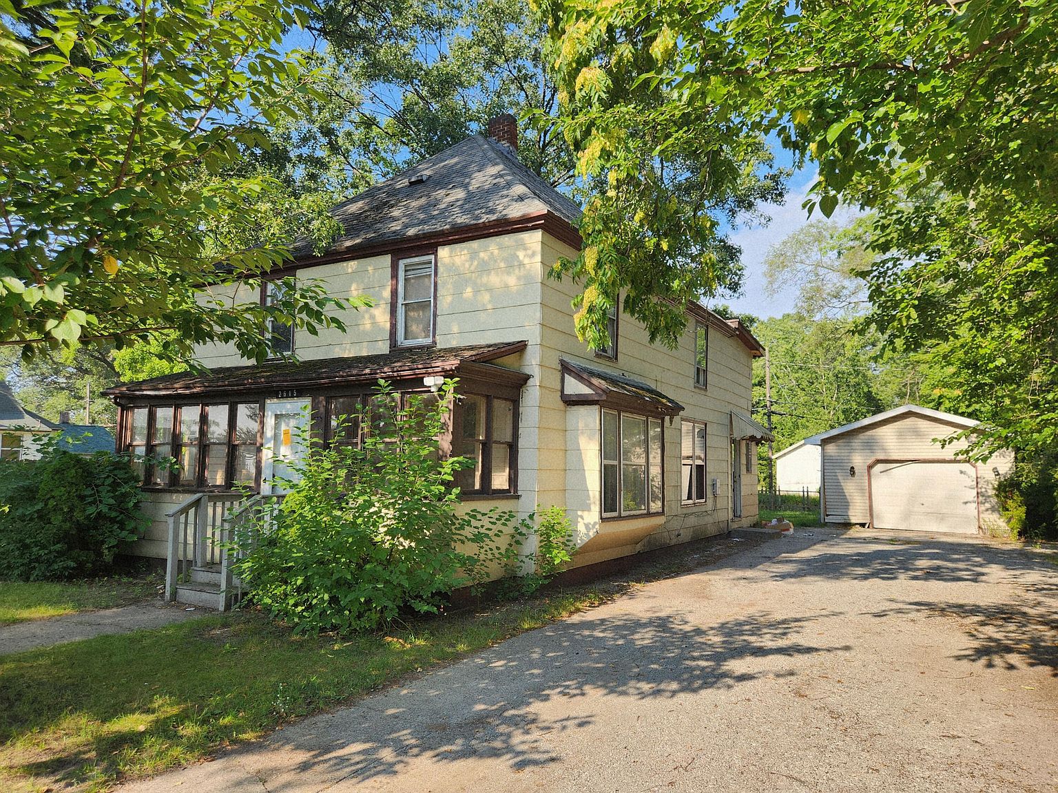 2615 Wood St, Muskegon Heights, MI 49444 | Zillow