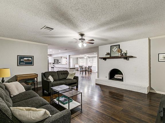 4th image of 7309 Janetta Dr