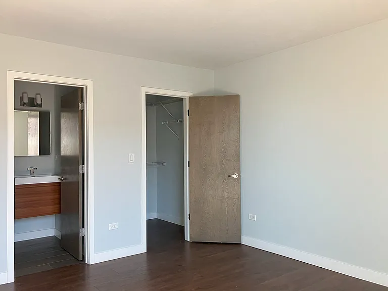 HIGHPOINT Lakeview on Sheffield — Photo 8