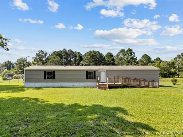 189 Bulldog Ln, Roseboro, NC 28382
