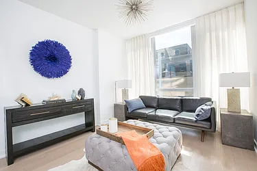 Rented by iAdvise Real Estate LLC