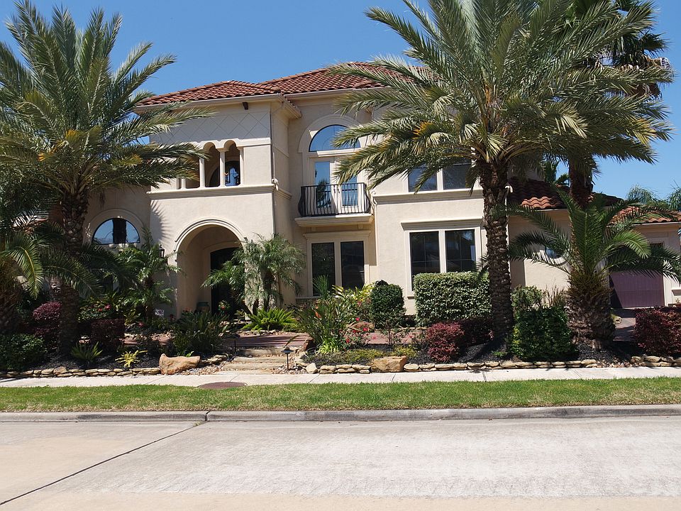 1st image of 2949 N Island Dr