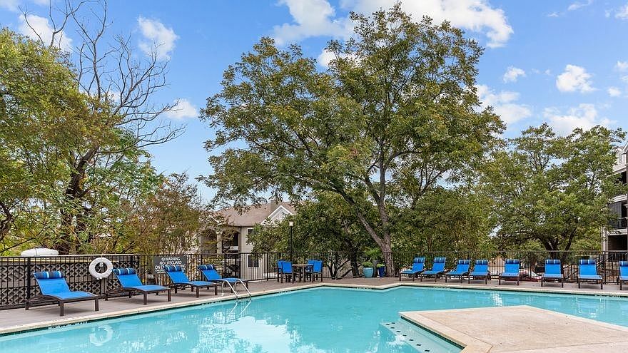 1st image of 12113 Metric Blvd APT 1516