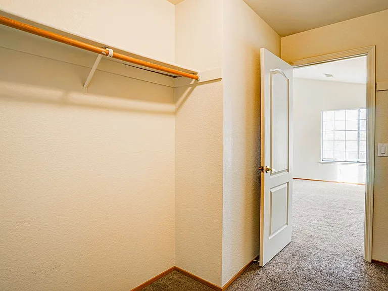 7202 Ruby Ct — Photo 19