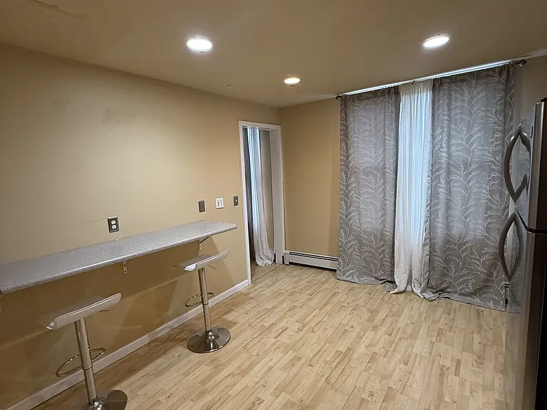 430 Columbus Ave #5 — Photo 9